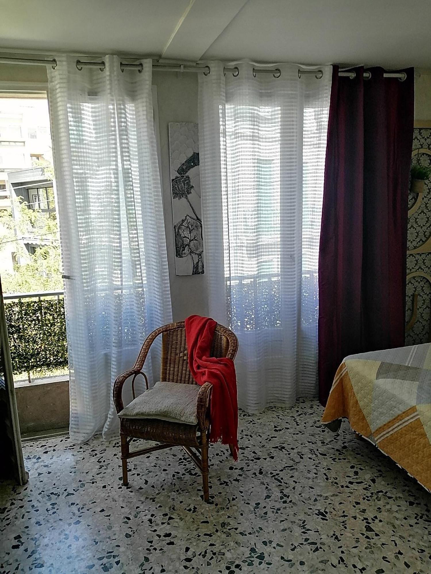 Magnifique Studio Non Fumeur Pres De La Gare Béziers Exterior foto