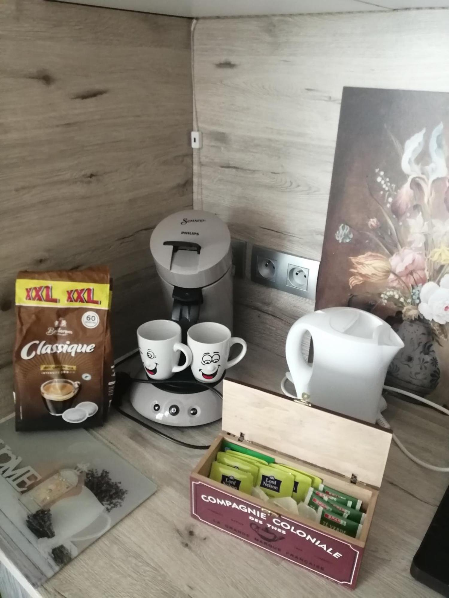 Magnifique Studio Non Fumeur Pres De La Gare Béziers Zimmer foto
